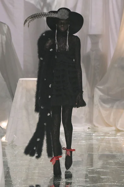 Look 44
